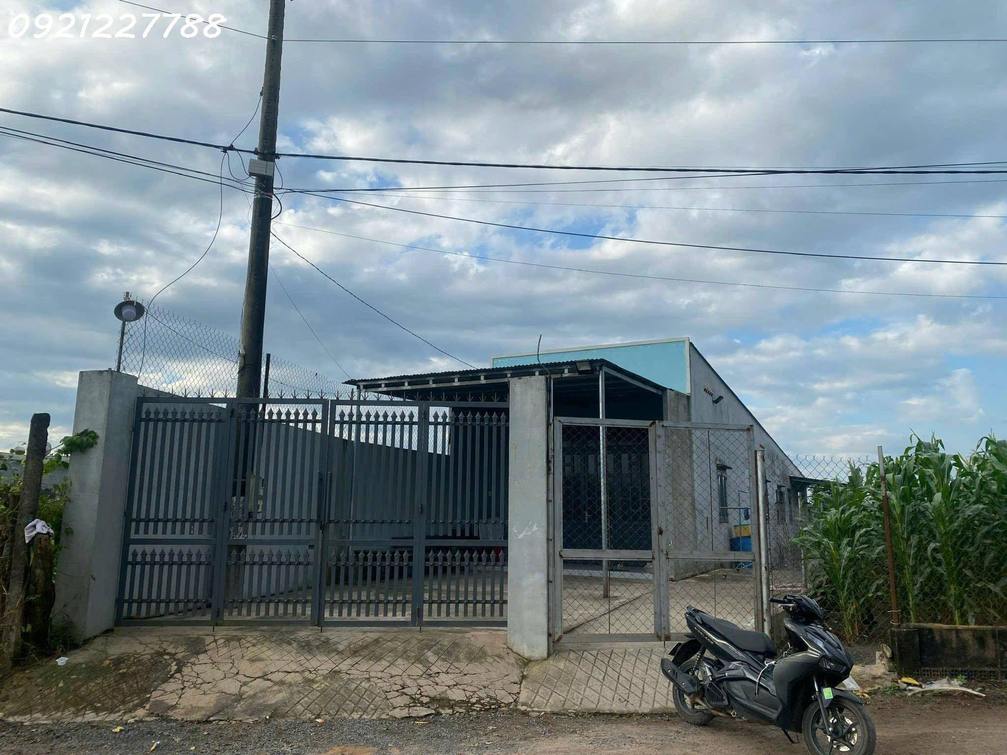 Bán 1000 m²  xã Bình Minh gần ngay QL1A đường nhựa lớn dân cư đông đúc giá chỉ  hơn 2 tỷ - Ảnh 2